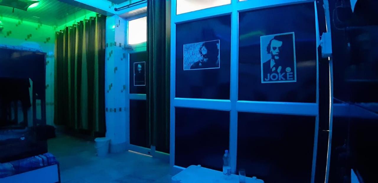 אמריצר Blue Eye Backpackers Hostel מראה חיצוני תמונה